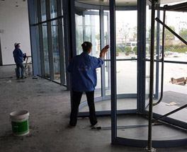 鷹隆環(huán)境開(kāi)荒保潔?7大基礎(chǔ)服務(wù)介紹