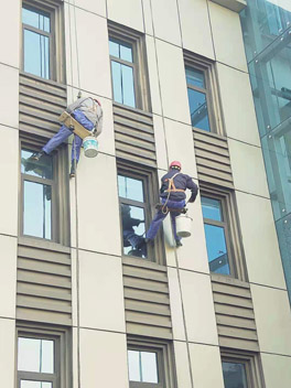 鷹隆環(huán)境外墻清洗的操作流程有哪些？