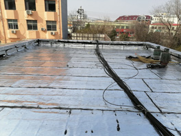 屋頂防水維修應(yīng)該怎么做？屋頂防水補漏用哪種防水材料呢？