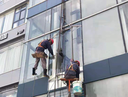 幕墻玻璃破損怎么來更換 玻璃幕墻何時(shí)檢驗(yàn)和維修