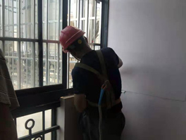 樓房窗戶(hù)漏水怎樣防水維修，樓房窗臺(tái)要如何養(yǎng)護(hù)