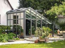 陽光房跟墻面結(jié)合處出現(xiàn)滲水，如何防水維修呢？