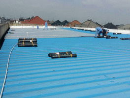 彩鋼瓦屋面為什么會漏水？又怎么進行防水維修？