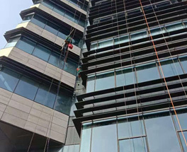 高空外墻清洗有什么必要性？高空外墻清洗有什么安全要求？